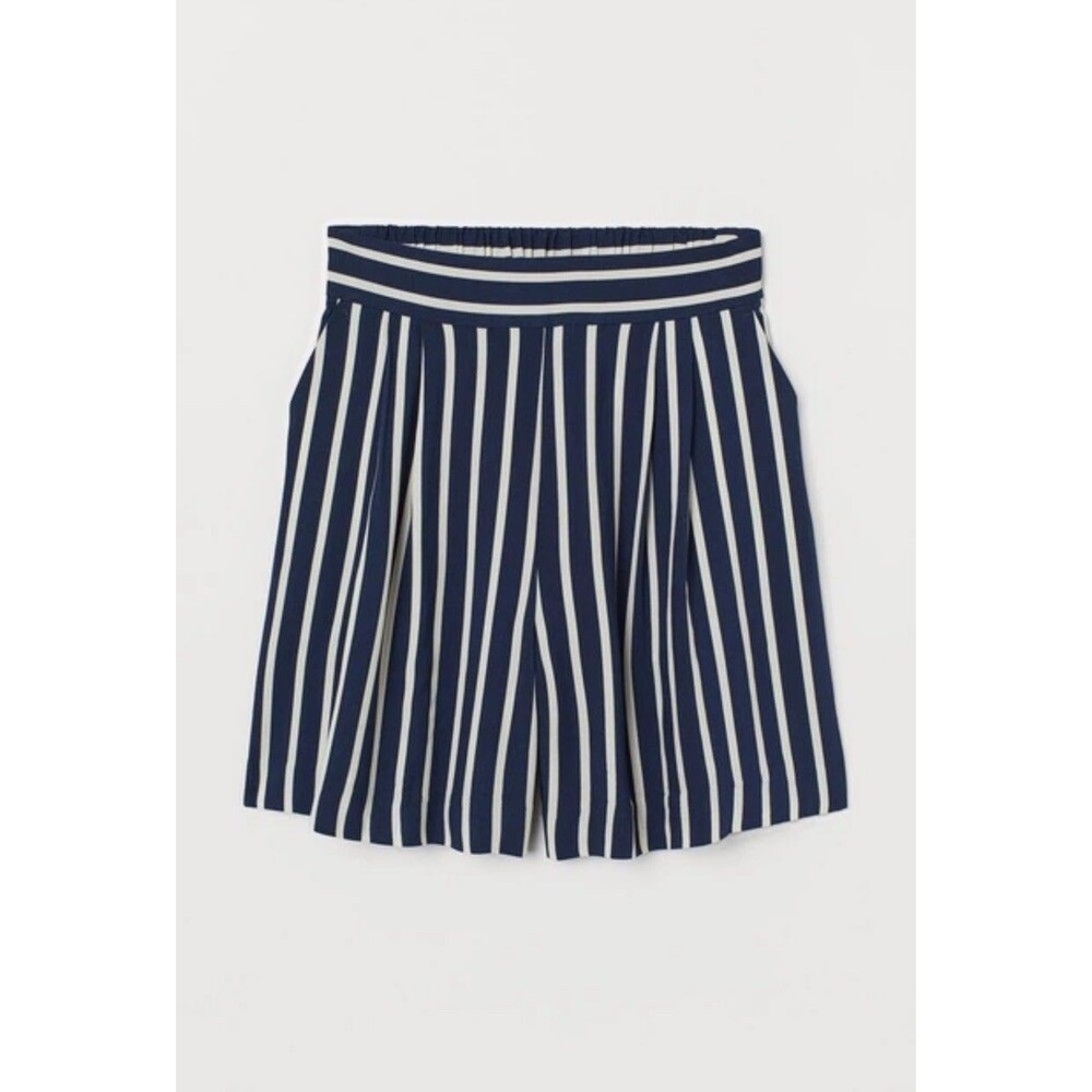 H&M Navy Blue Cream Vertical Striped High Waisted Shorts w/ Pockets Size 8